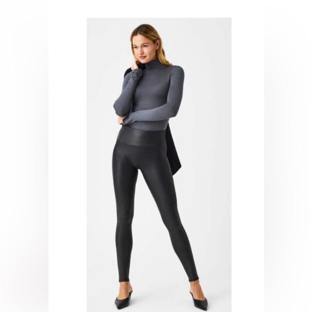 Spanx faux leather leggings! only worn once. Like new.